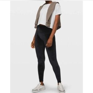 Lululemon Wunder Lounge Black Velvet leggings size 10